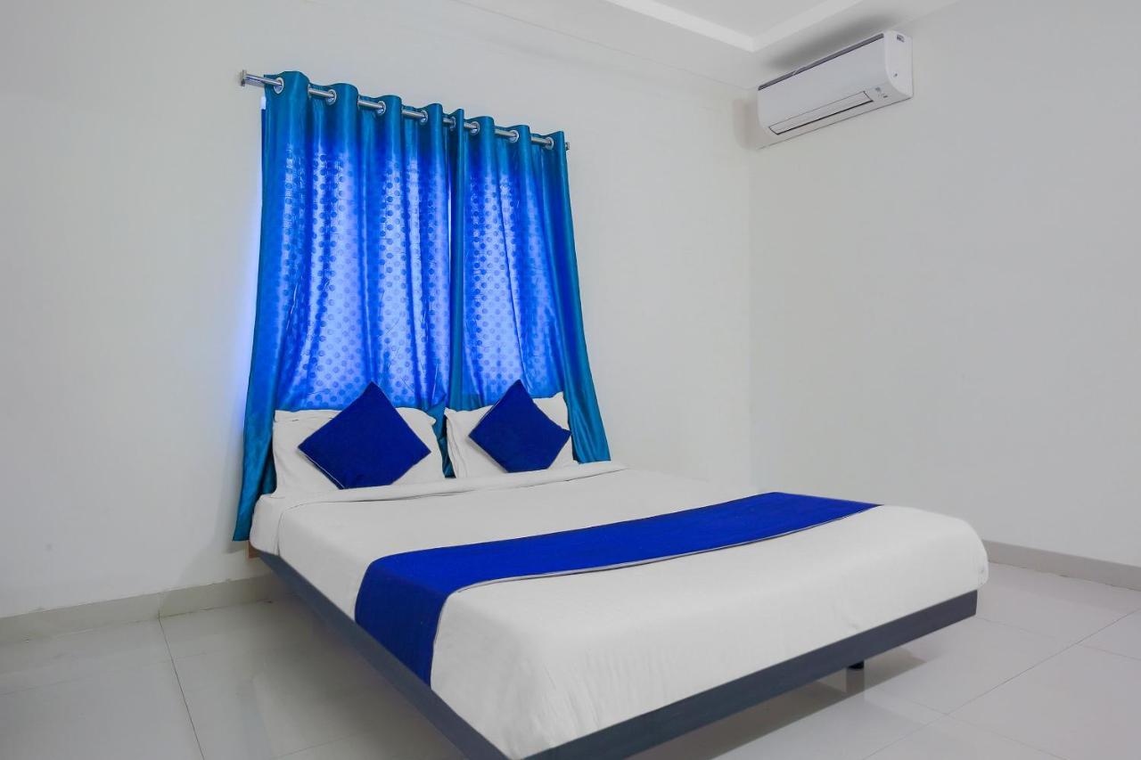 Oyo Silverkey 74581 Nallagandla Hotel Hyderabad Exterior photo