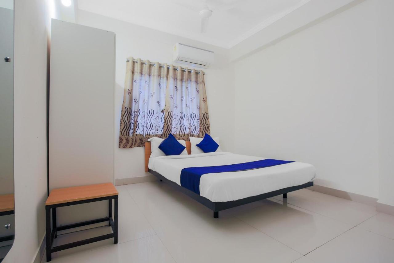 Oyo Silverkey 74581 Nallagandla Hotel Hyderabad Exterior photo
