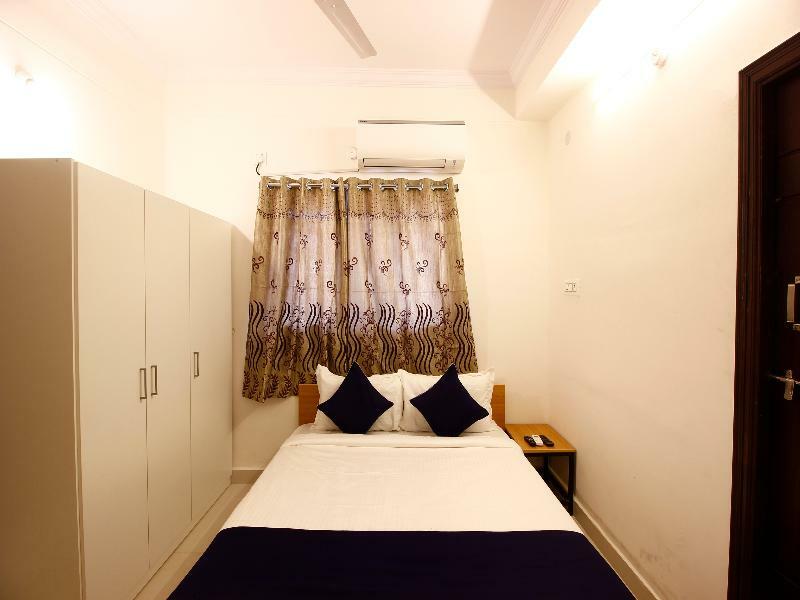 Oyo Silverkey 74581 Nallagandla Hotel Hyderabad Exterior photo